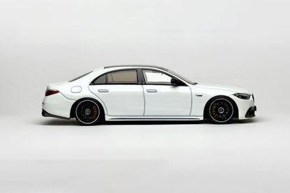 1:64 Mercedes-AMG S 63 E Performance 2023 custom diecast