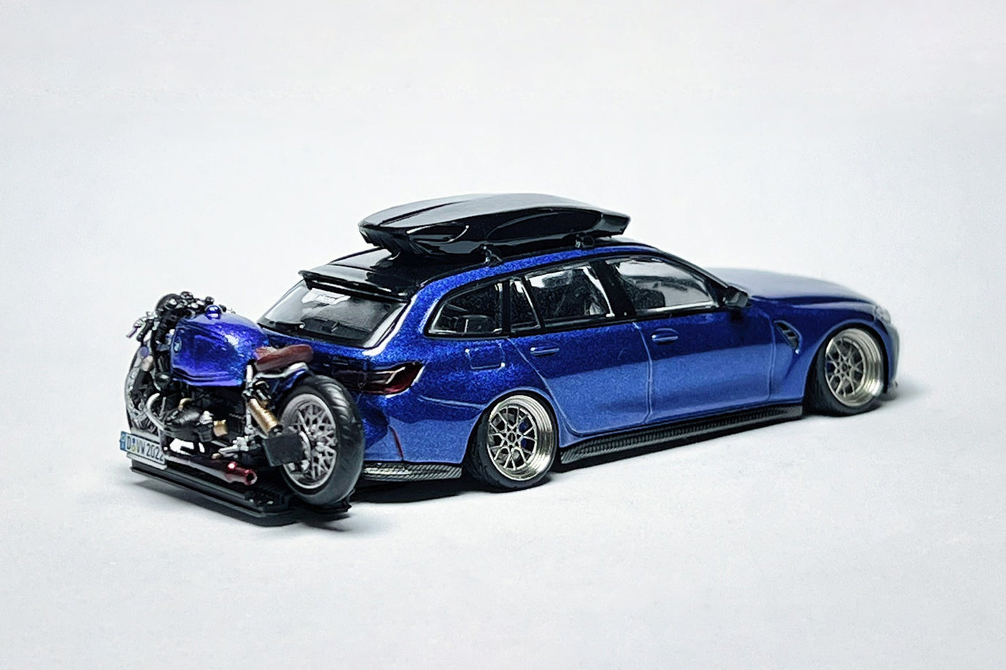 1:64 MINI GT BMW M3 Touring 1090 custom diecast with deep-dish wheels