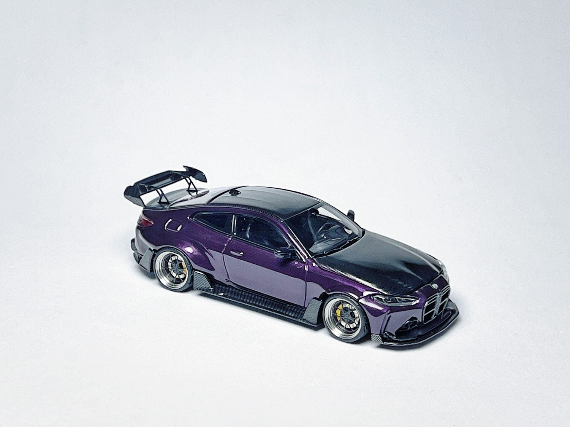 Custom 1:64 SW BMW G82 M4 ADRO widebody purple diecast limited edition