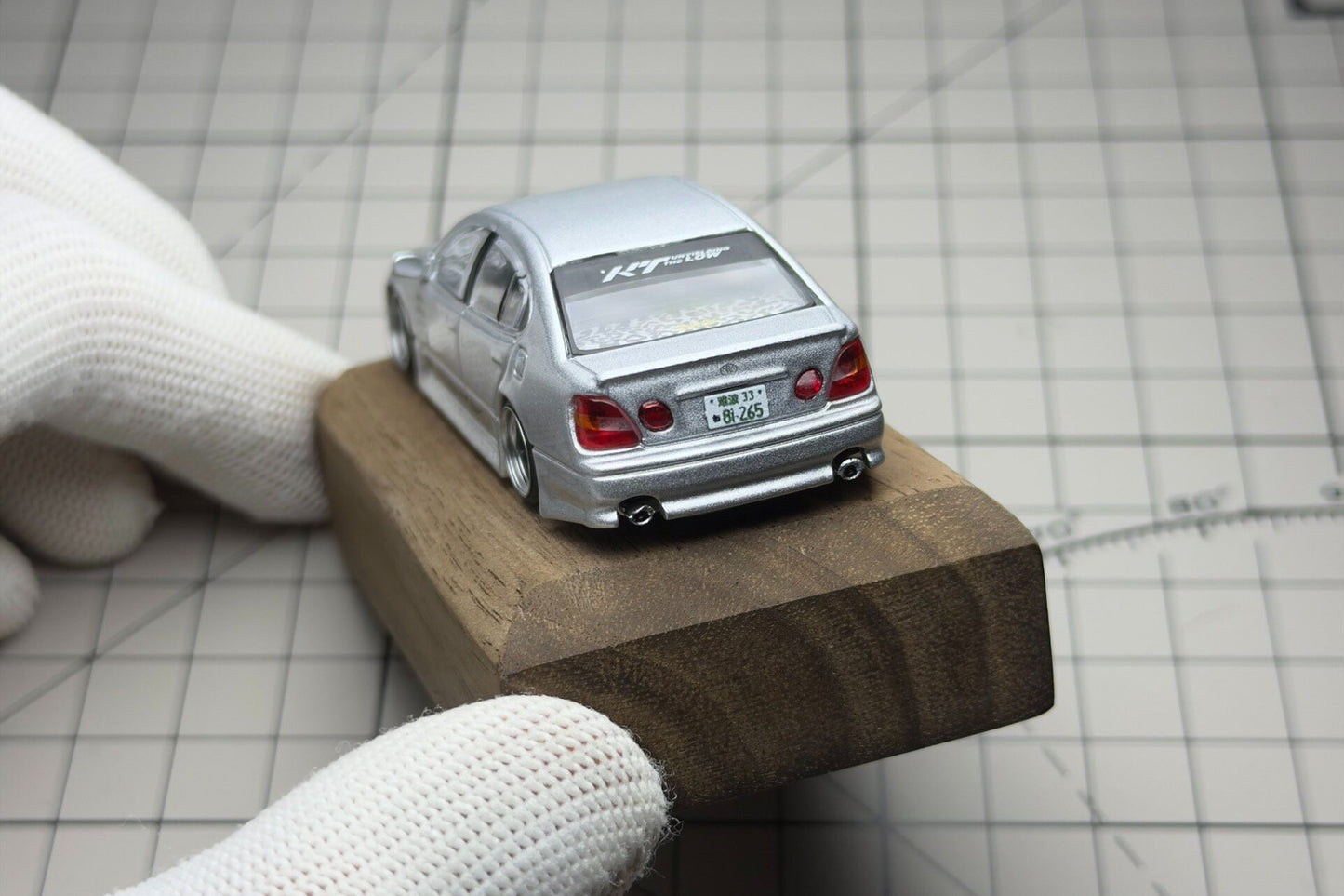 1:64 Toyota Aristo JZS161 VERTEX custom diecast with visible text markings