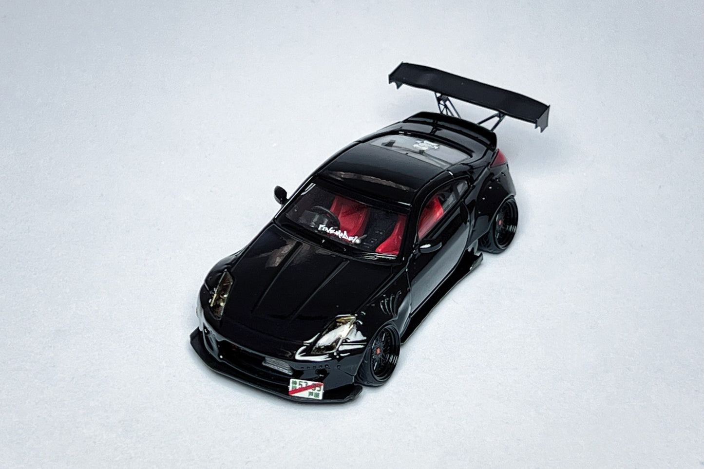 1:64 High Restore Nissan 350Z black widebody custom diecast Demon Lady Z