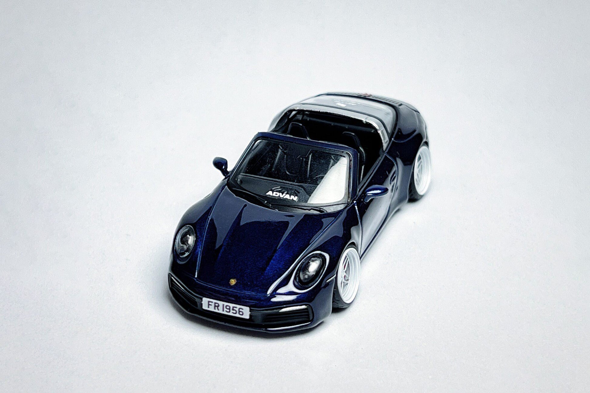 1:64 Porsche 911 Targa 4S 412 metallic blue custom diecast with visible ADVAN livery