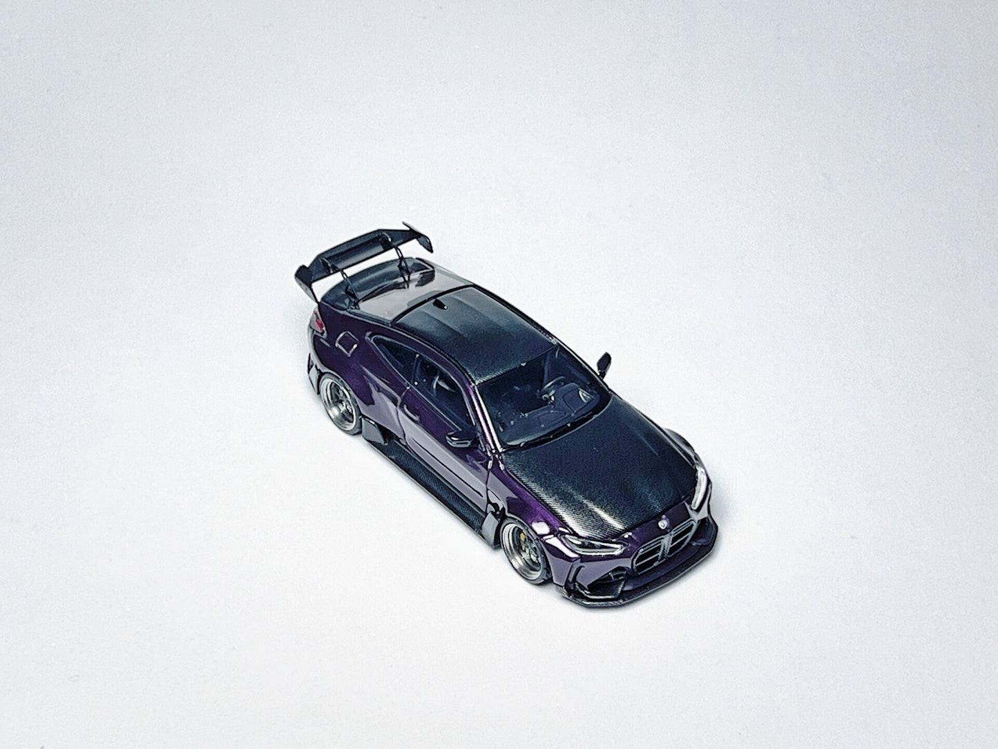 Custom 1:64 BMW G82 M4 ADRO widebody purple diecast model