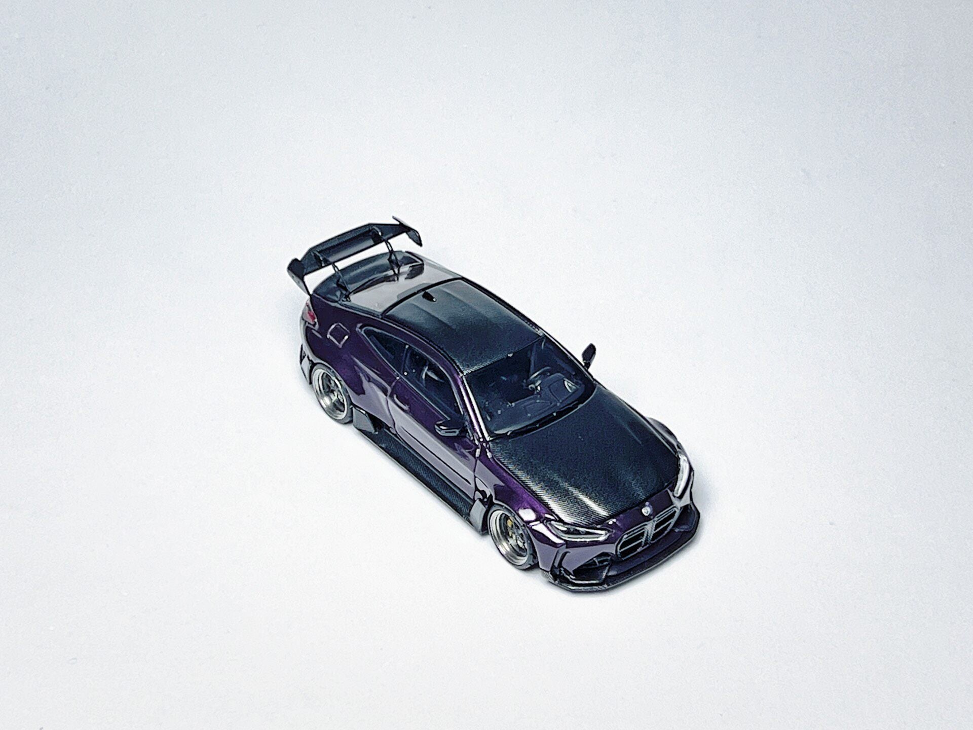 Custom 1:64 BMW G82 M4 ADRO widebody purple diecast model