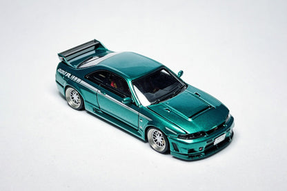 1:64 Nissan Skyline GT-R R33 400R green custom diecast with deep-dish bearing wheels