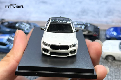 MJ 1:64 BMW M5 White Model Car | BBS RIF Silver Dynamic Wheels & Blue Calipers