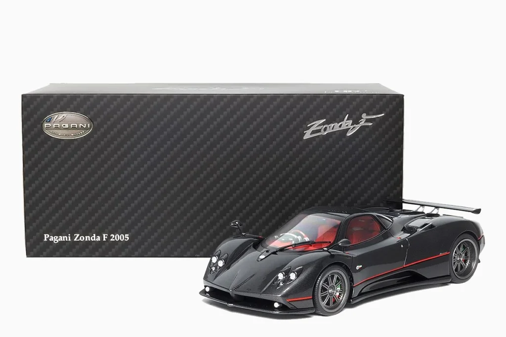 pagani zonda f gloss carbon black with red stripe 1:18 by almost real