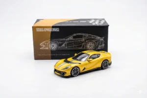 Ferrari 812c GIALLO TRIPLO STRATO 1:64 scale by Fuelme TOC